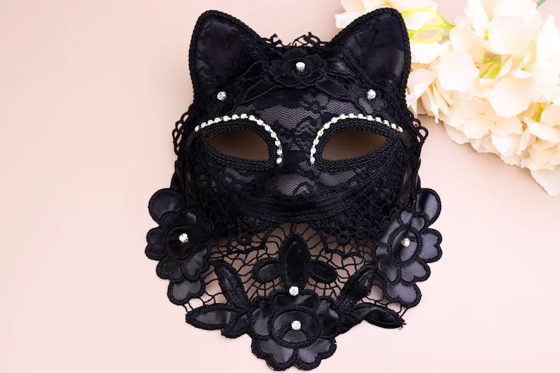 Giovedì 5 Feb ore 21.00 - Maschere Couture