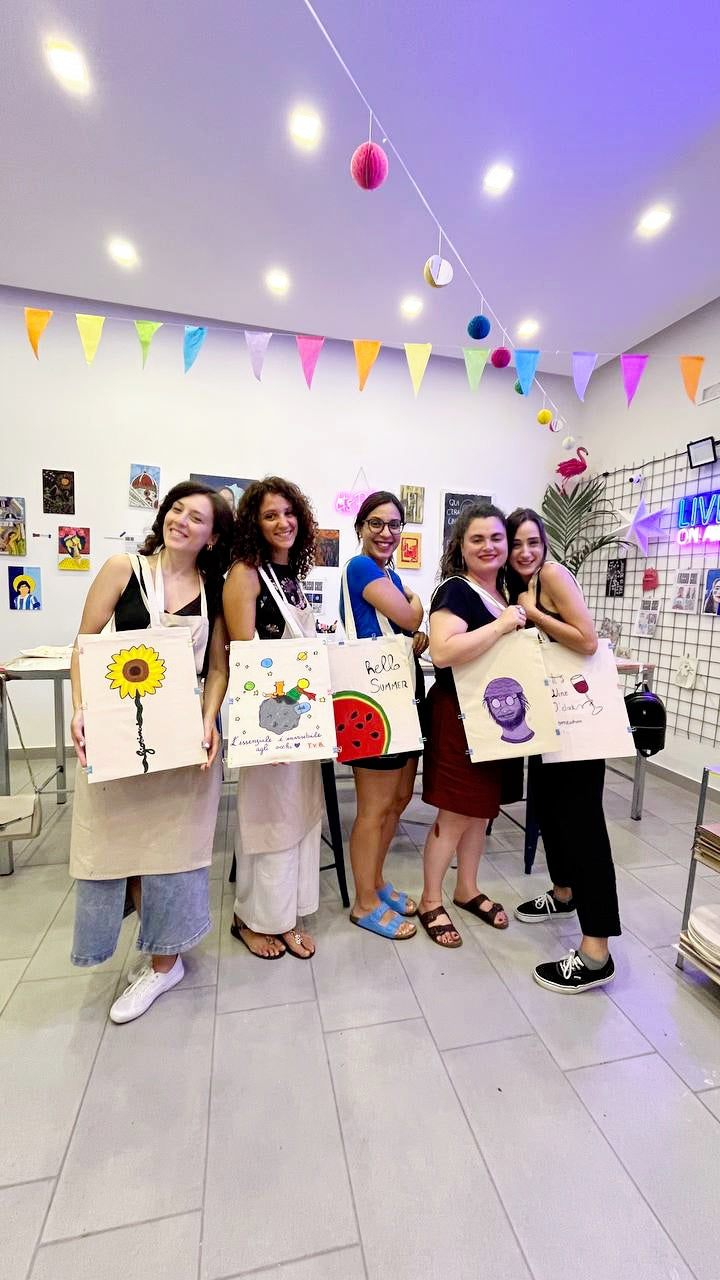 Giovedì 28 Ago ore 21.00 - Pittura su ToteBag & Drink
