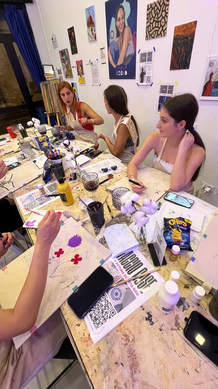 Giovedì 28 Ago ore 21.00 - Pittura su ToteBag & Drink