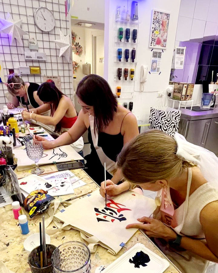 Martedì 1/07 ore 21.15 - Pittura su Tote-Bag & Drink