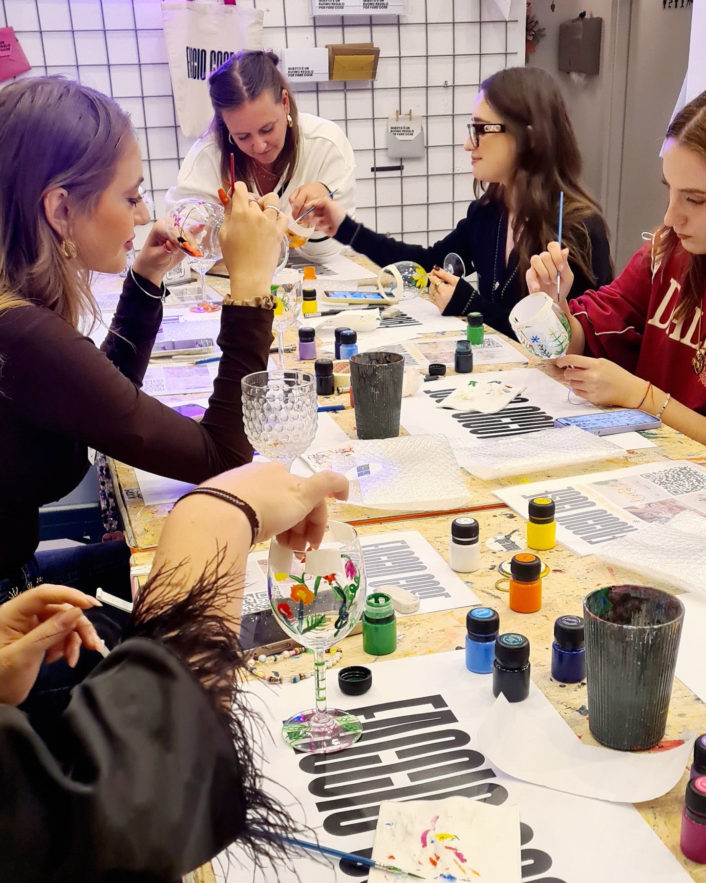 Giovedì 30/10 ore 21.15 - Decorazione Piatti & Calici