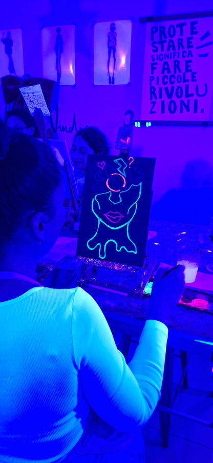Venerdì 27 Mar ore 21.00 - Paint In The Dark