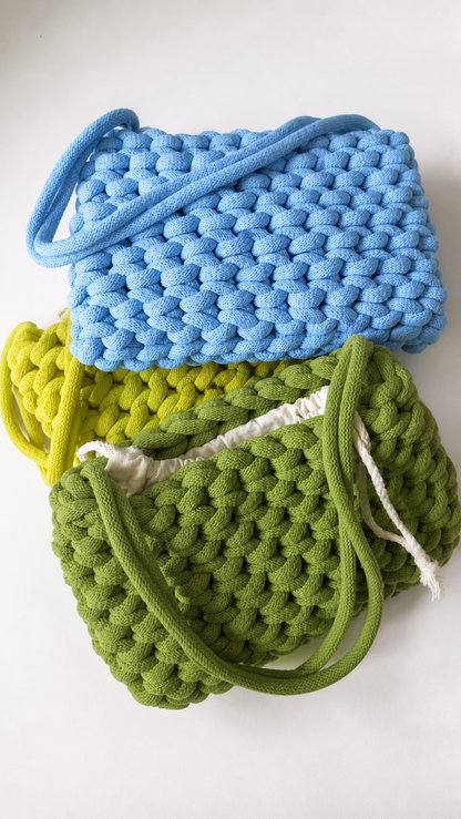 Giovedì 7 Mag ore 21.00 - Uncinetto: Pochette