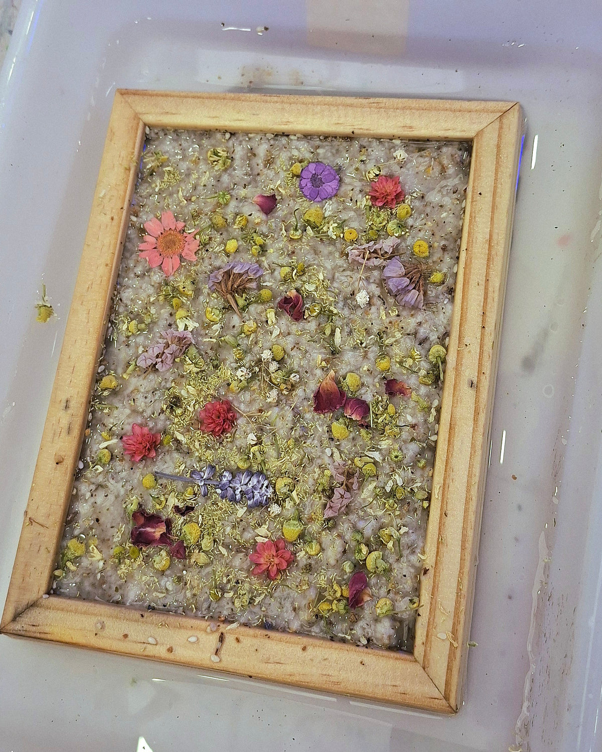 SAB 10 OTT ore 19.00 - Handmade Paper Lab