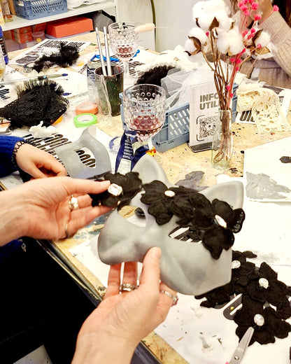 Martedì 10 Feb ore 19.30 - Maschere Couture